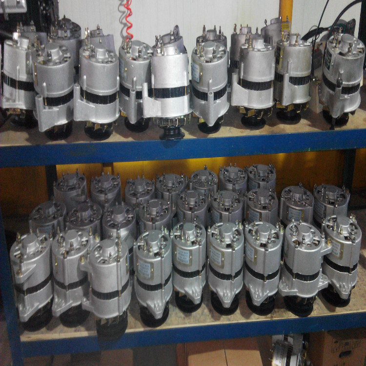 上柴d6114电机淡水泵徐工柳工装载机