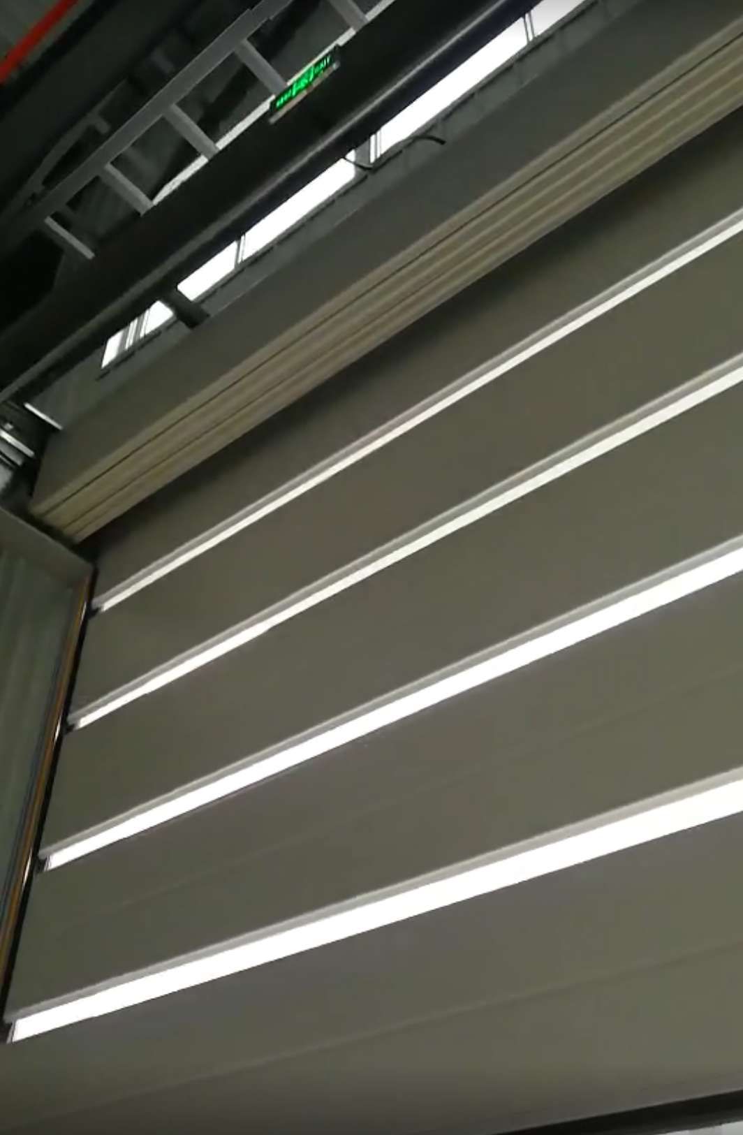 烟台工业厂房上排挂门