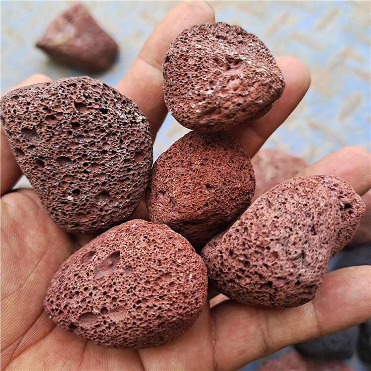 搜了网 搜采通精选 呼和浩特火山岩供应商  火山石颗粒疏松多孔,富含