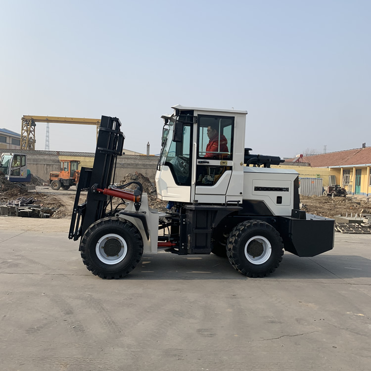 重型越野叉车明光九迪50吨叉车越野型