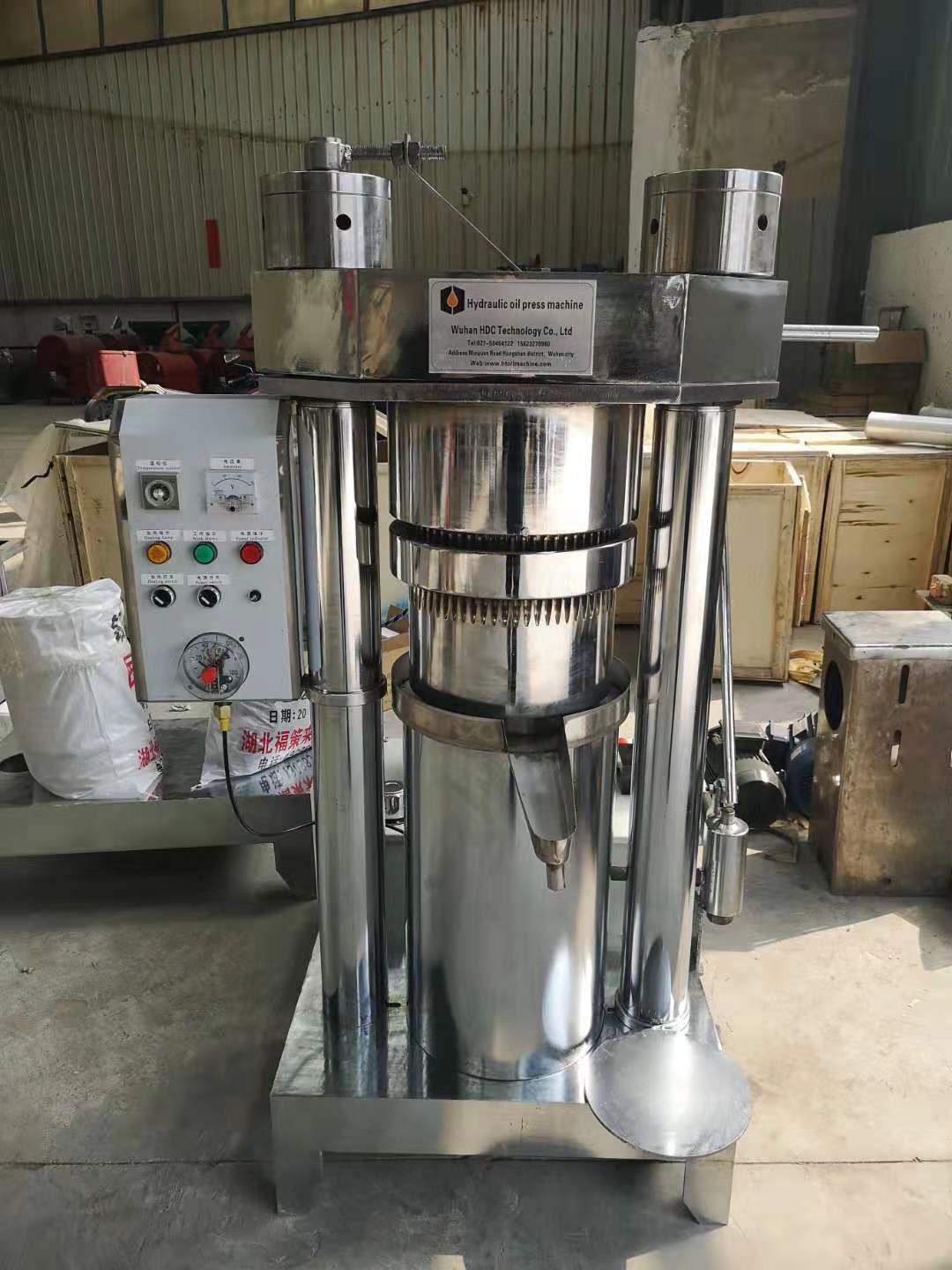 全自动多功能芝麻核桃菜籽榨油机