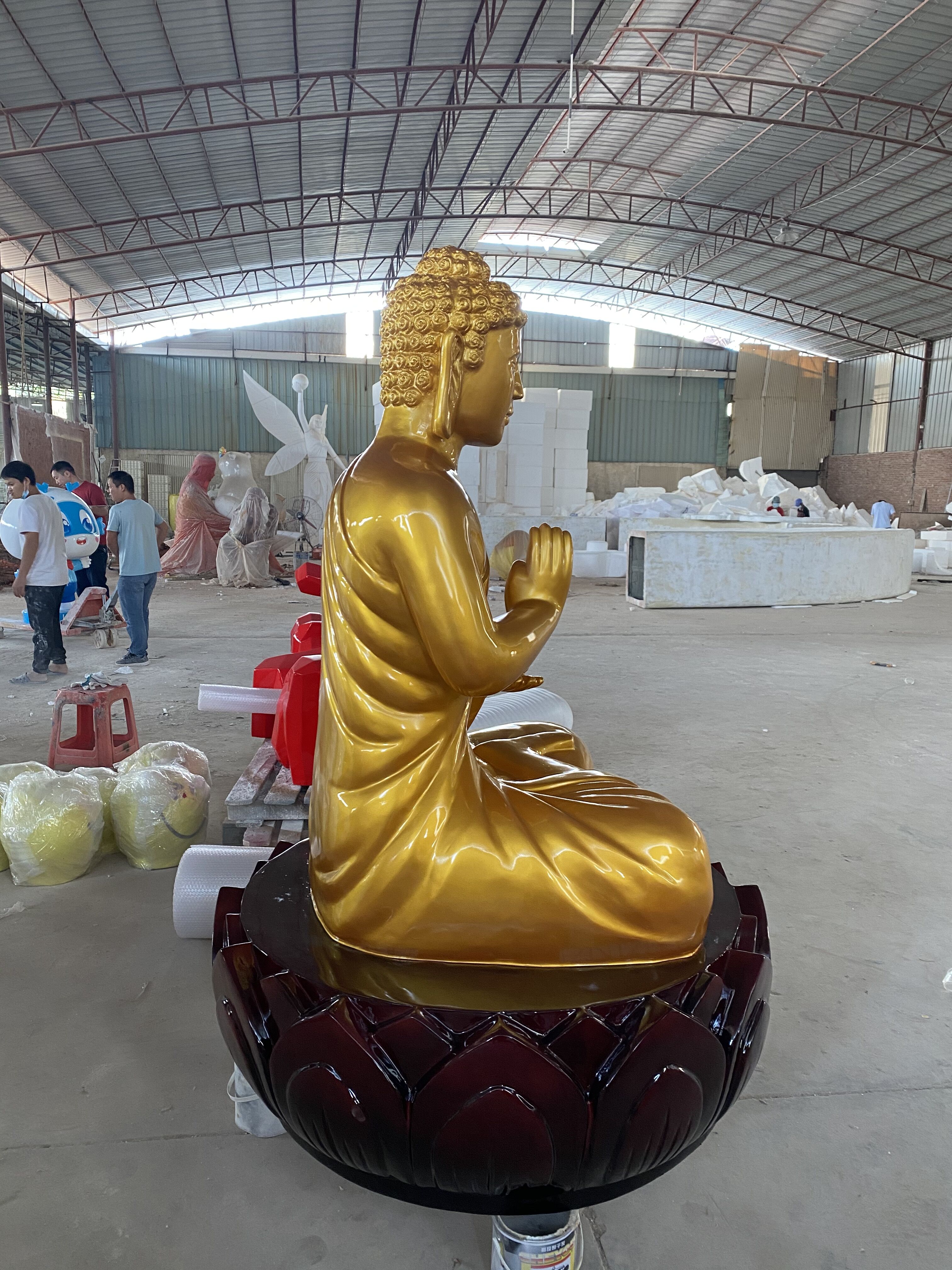 定制佛像玻璃钢雕塑景观公园仿铜人物雕塑厂家