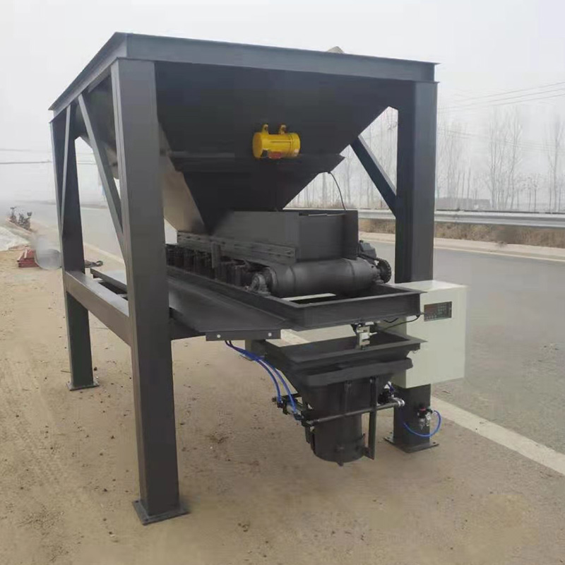 沙土装袋机的工作原理:黄沙,沙子,机制砂,石英砂,采砂,铸造砂,金刚砂