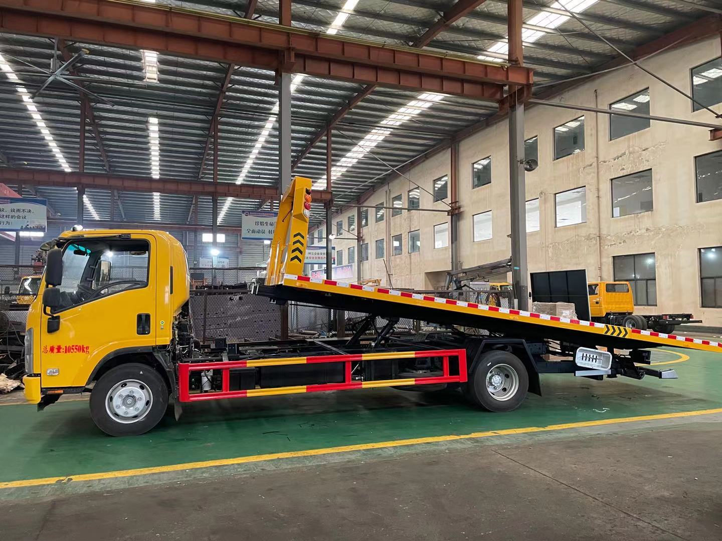 庆铃清障车五十铃190马力平板一拖二救援拖车厂家供应