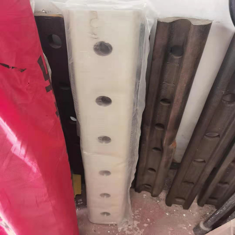 供应胶接接头加强型全断面夹板高强度螺栓uic60胶接绝缘接头