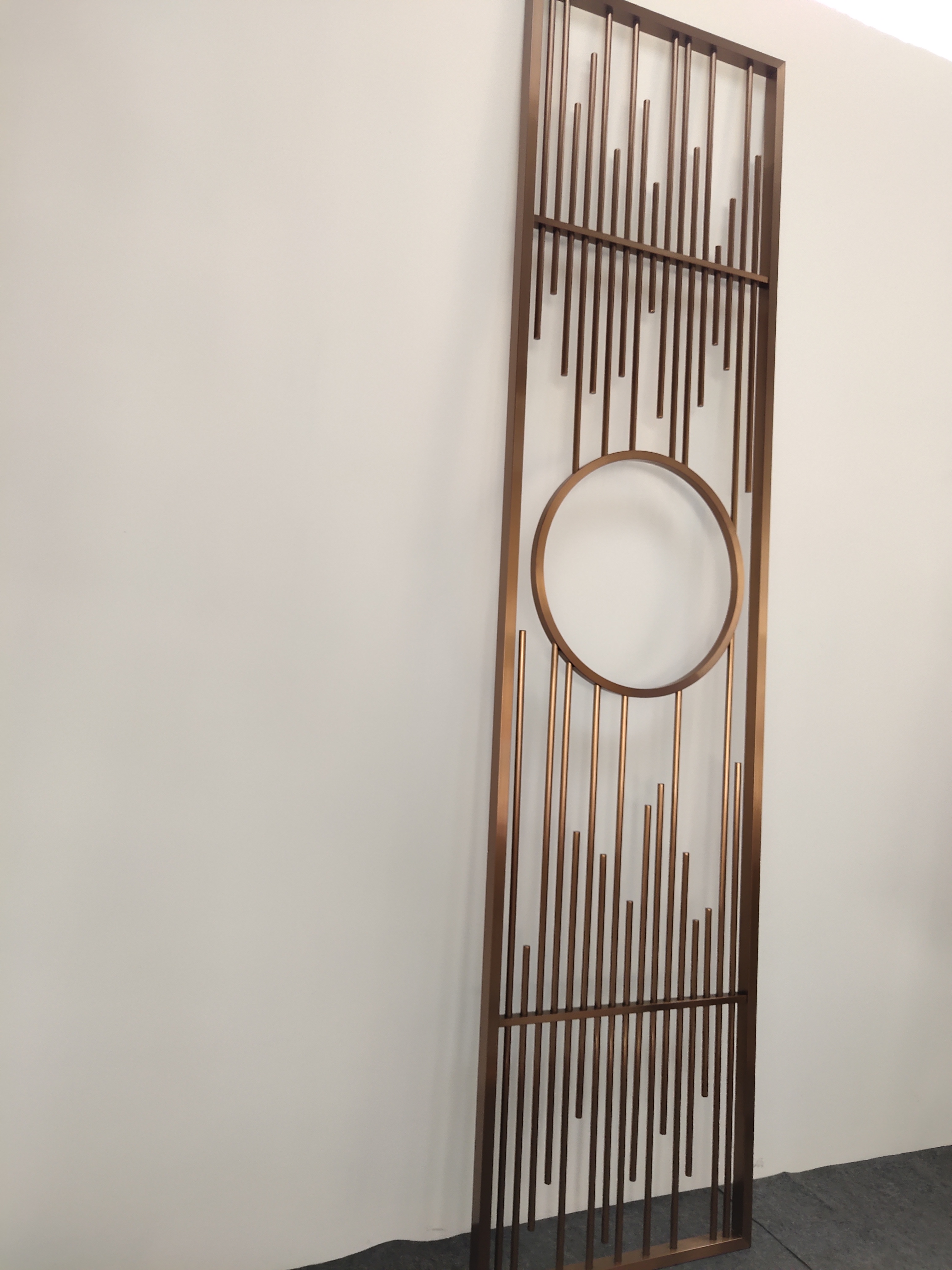 三亚不锈钢拉丝红古铜屏风不锈钢景墙定制