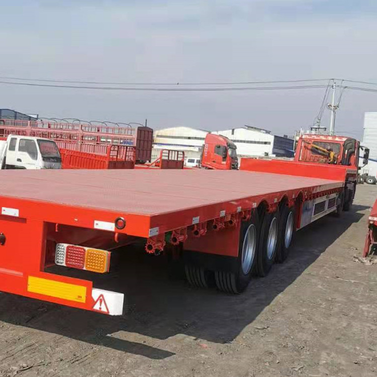 低平板半挂车1375米低平板半挂车
