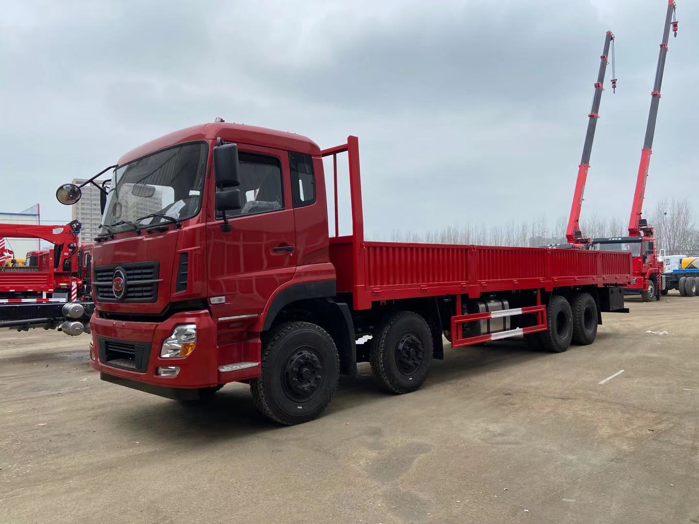 长沙福德载货车新款前四后八9米6平板载货车