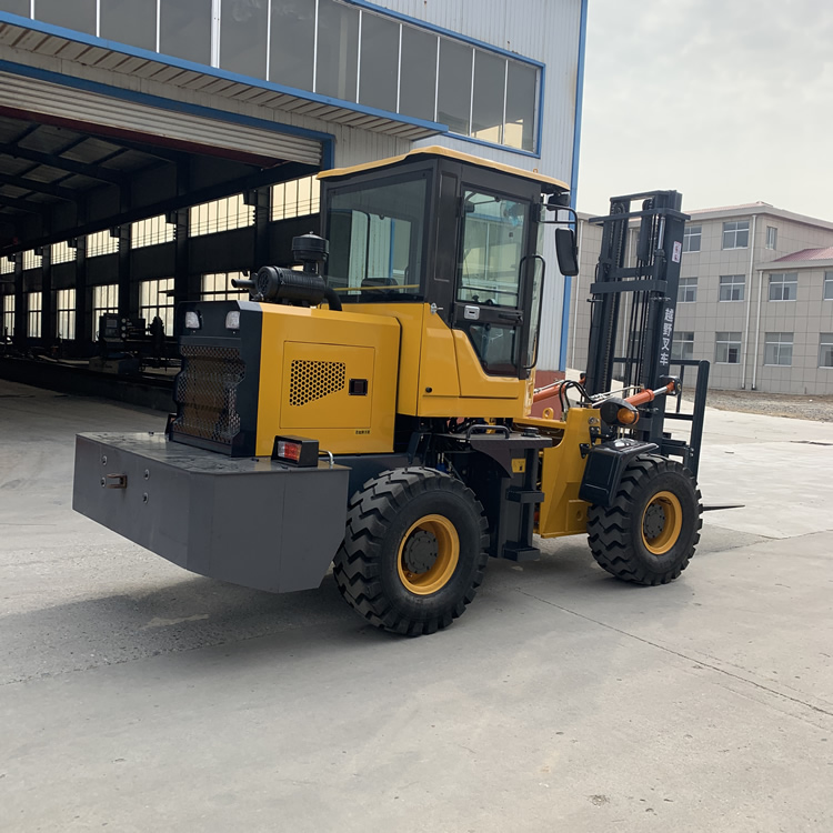 6吨欧林曼新款越野叉车参数山力山东鲁工928越野叉车