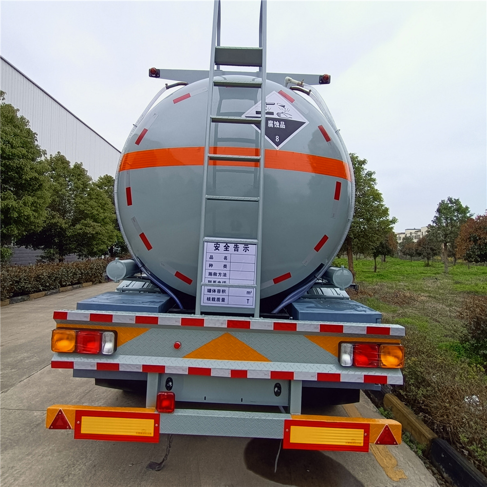 316不锈钢罐车 30吨不锈钢化工车 轻量化盐酸罐车