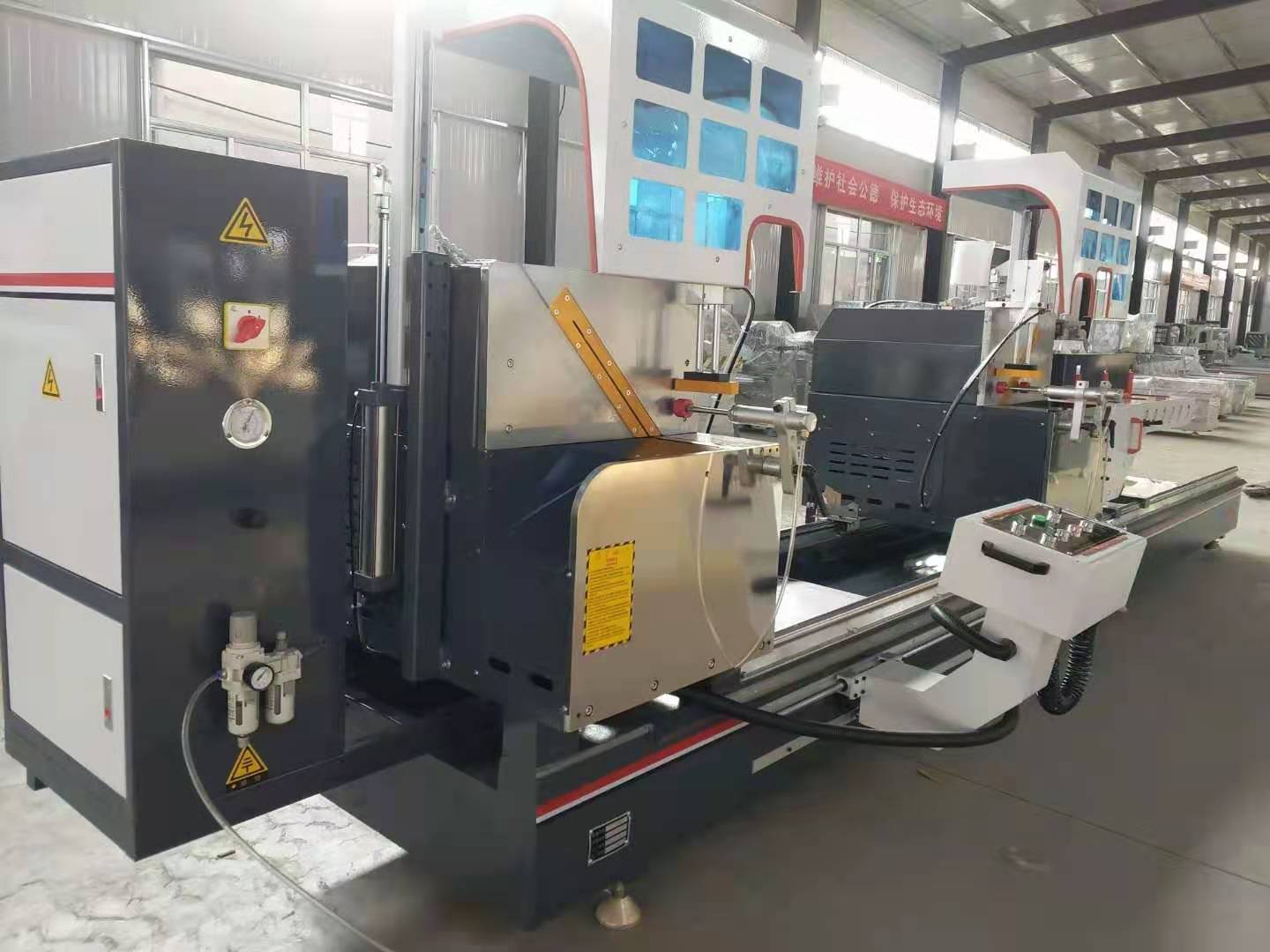 铝合金门窗端面铣床自动断桥铝门窗设备定制门窗加工设备