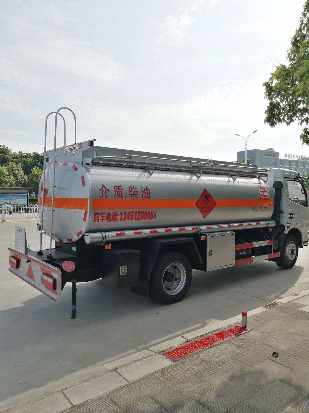 东风8吨油罐车 移动加油车 国六新车 有质保