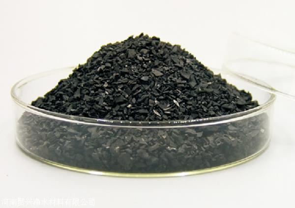 对于挥发性有机物与可提取有机物,它们在活性炭上的吸附量与分子量的