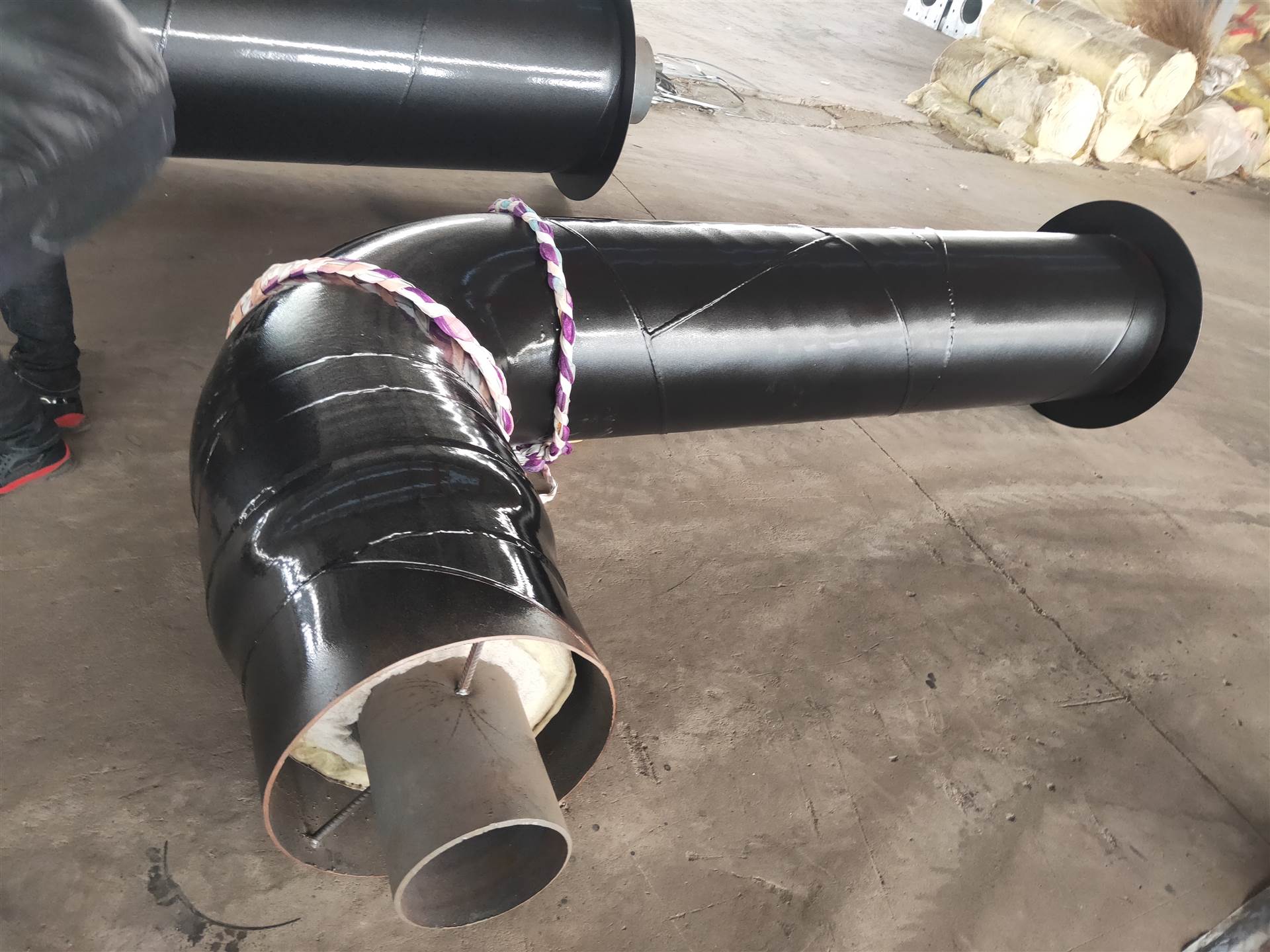 山西钢套钢预制直埋保温弯头防腐