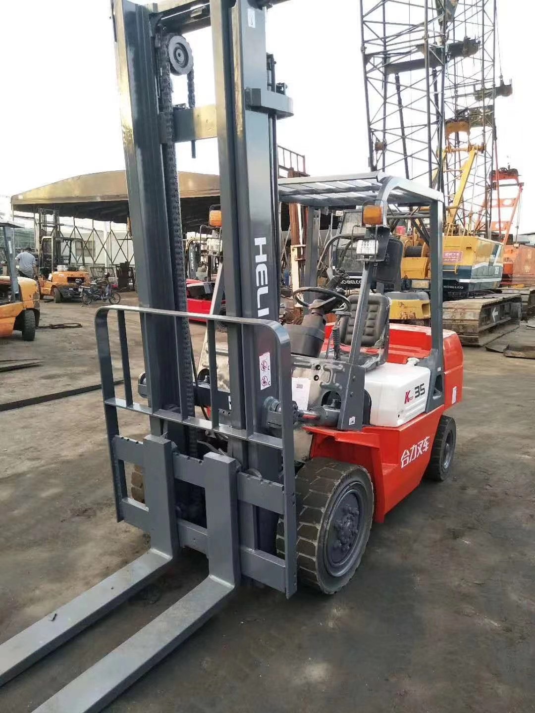 5吨二手叉车 两节升高4米二手叉车 3吨内燃式合力k35叉车