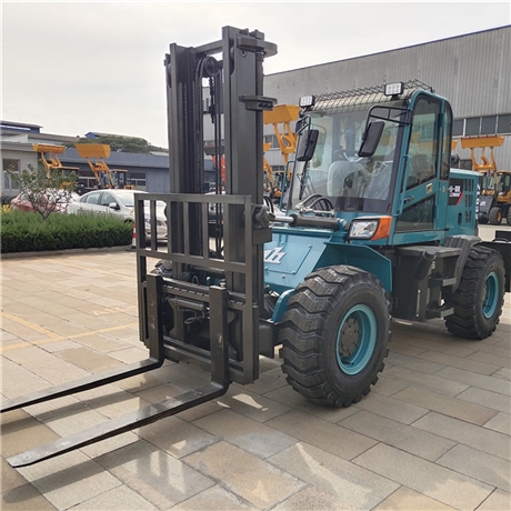越野叉车的材质浙江台州江淮越野叉车