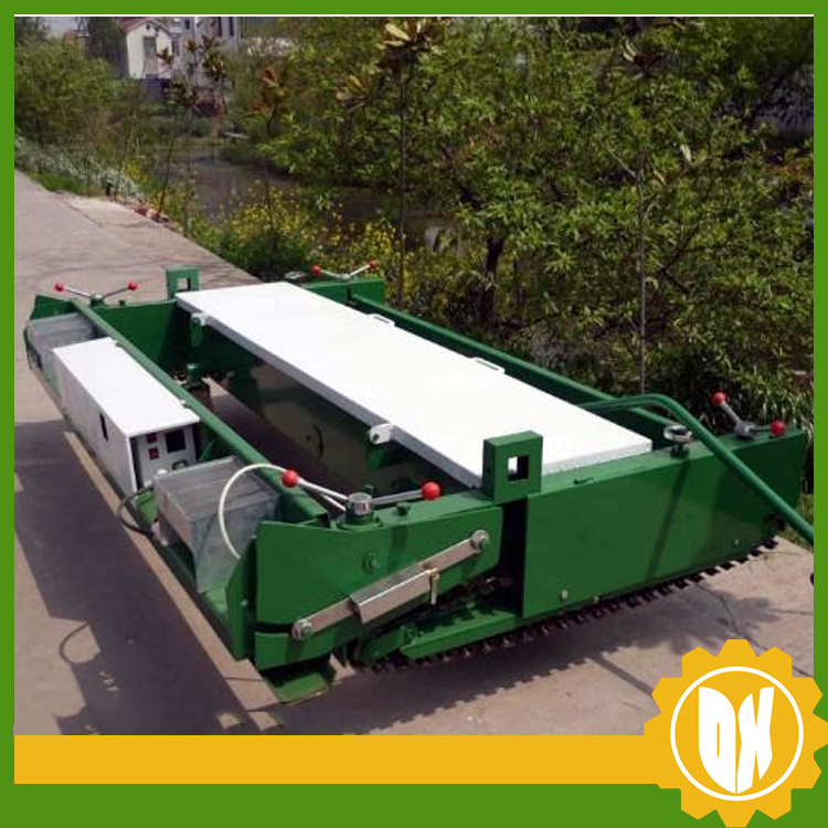 塑胶跑道摊铺机工作视频