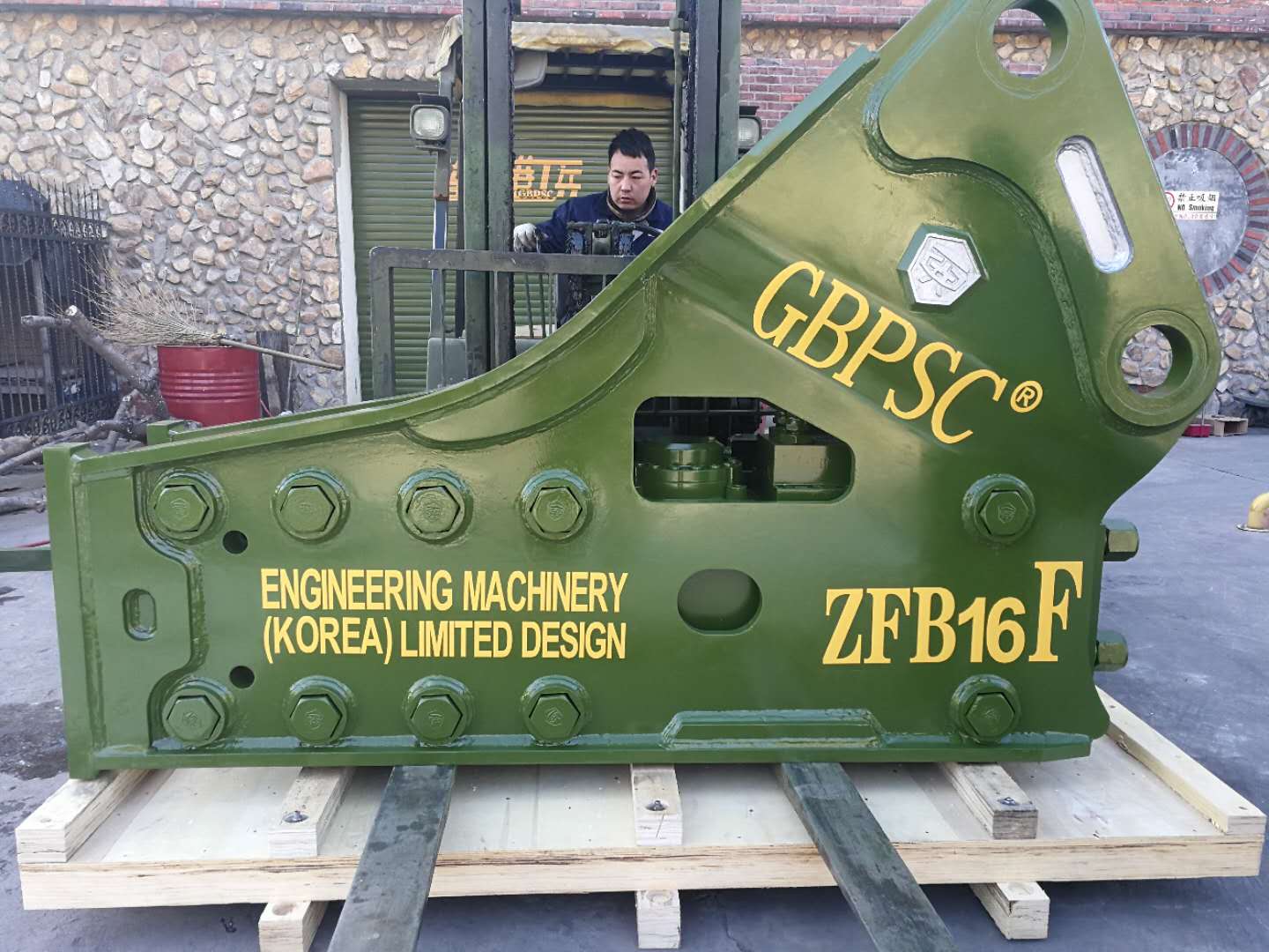 工兵破碎锤ZFB16F大型矿山挖掘机械 矿山开矿/拆迁必备 对外出口