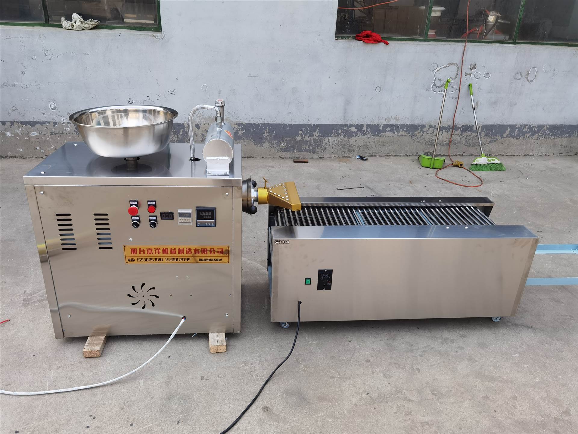 凉皮机厂家 商用河粉机 大型蒸汽凉皮机 红薯粉成型机