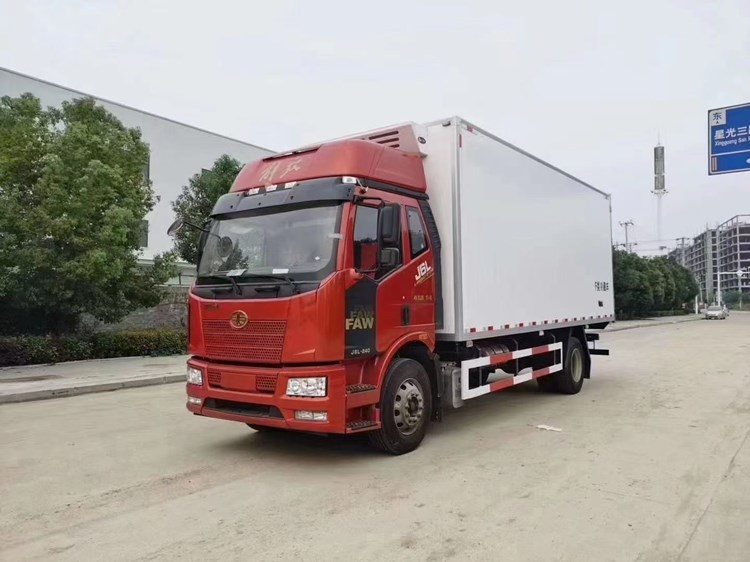 8米冷藏车,厢式货运车,有现车