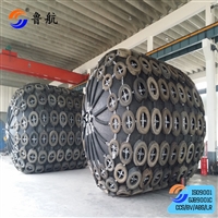 充气护舷 规格定制 带轮胎网