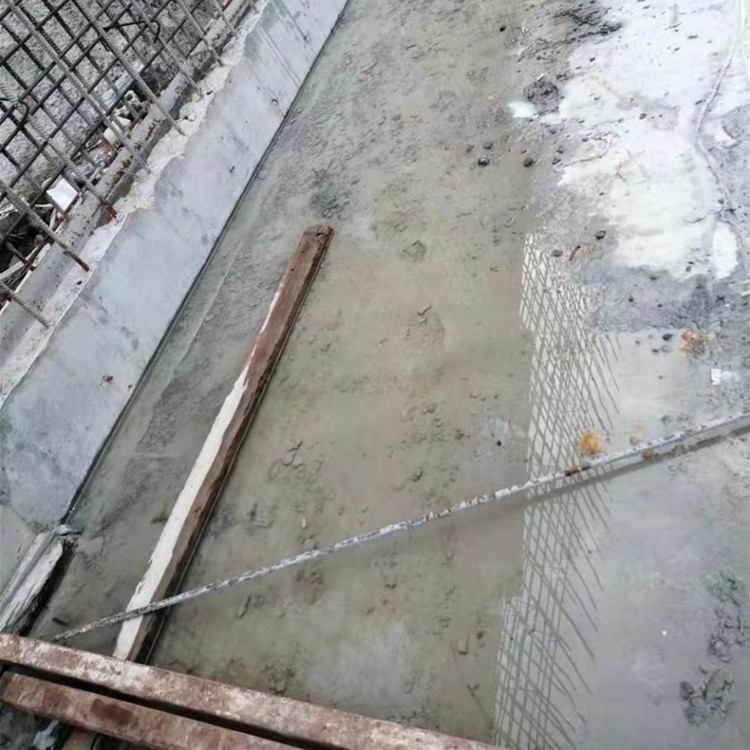 巩义水池施工缝堵漏背水灌浆