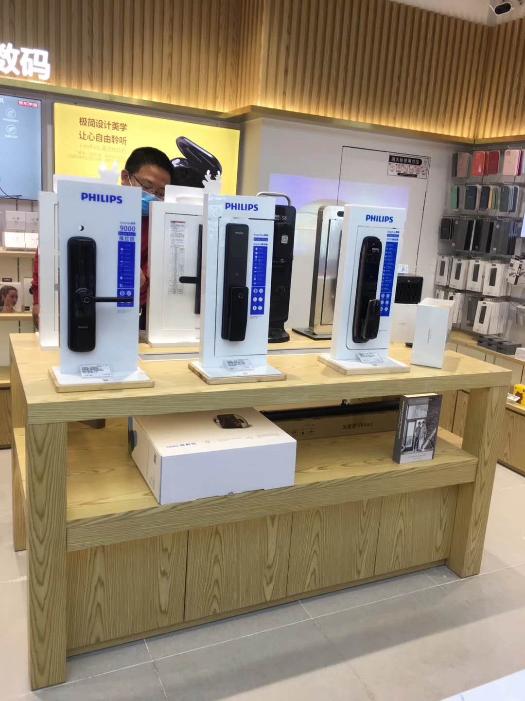 金指码指纹锁高柜防盗门智能锁展示架品牌锁具店铺必备中岛台