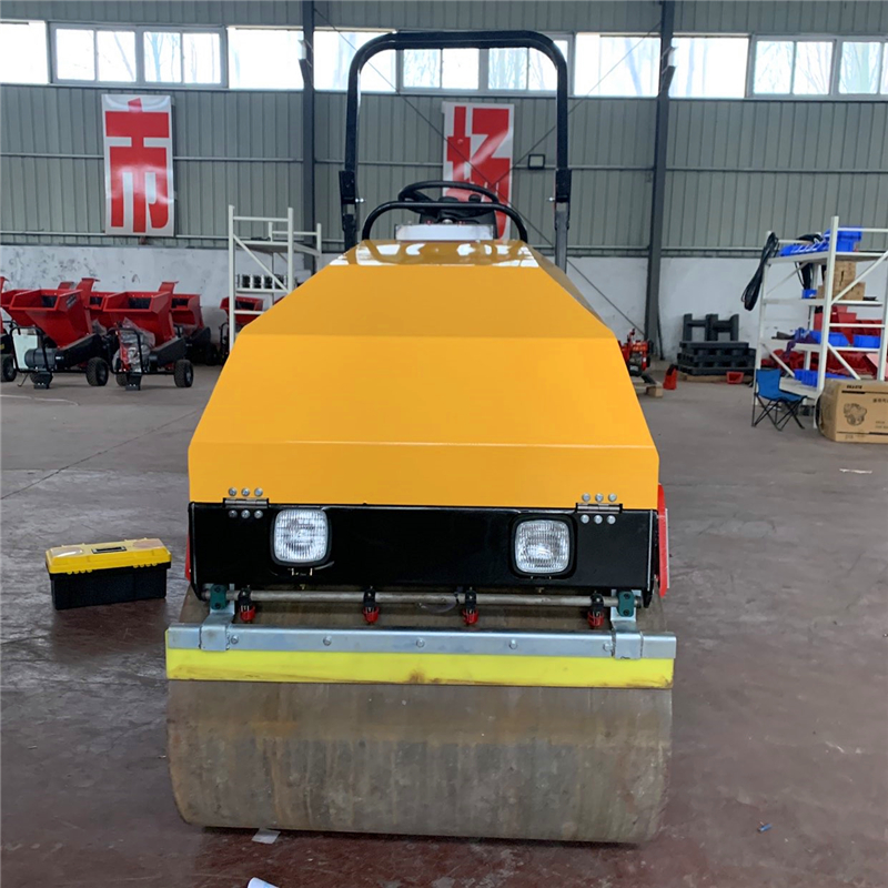 碾压草坪压路机 手扶路面压实机 ?1吨小座驾压路机 胶轮压路机参数