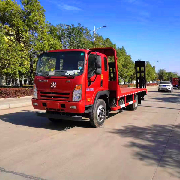 国六成都大运黄牌平板运输车 云内183马力单桥平板拖车