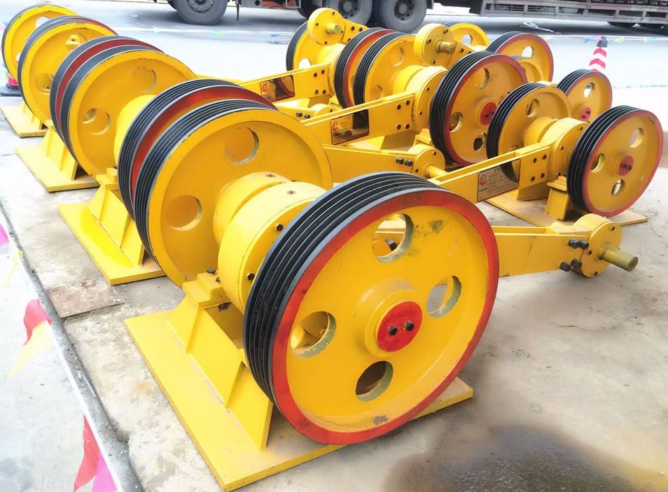 往复筛机头平面运动筛振动筛机械摇臂筛