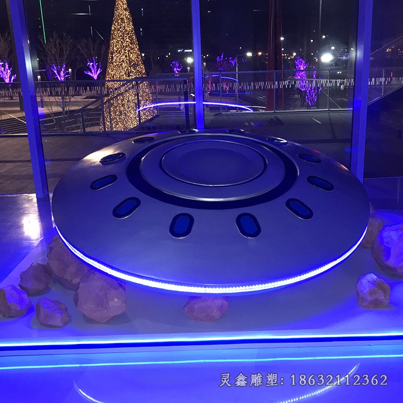 不锈钢宇航员景观雕塑