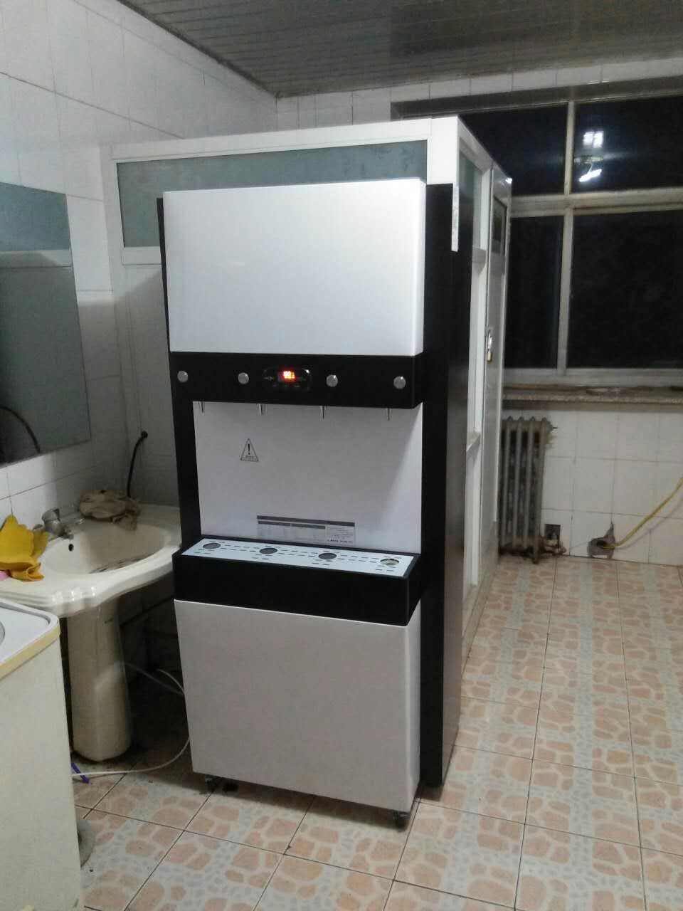 首页 机械设备 净水设备 商用净水设备 张掖物联网售水机价格 小区