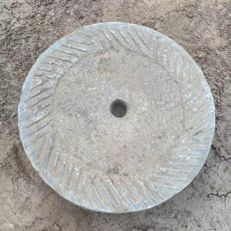 园林造景百年风化老石器 老石磙 老磨盘 老石器 旧石磨老碾盘