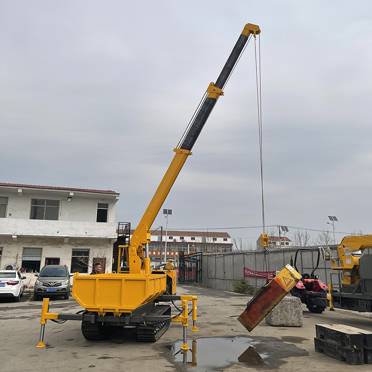 履带吊运机山地履带随车吊山地爬山王生产厂家