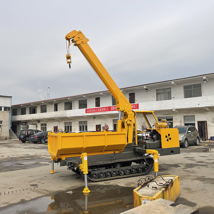 履带吊运机山地履带随车吊山地爬山王生产厂家