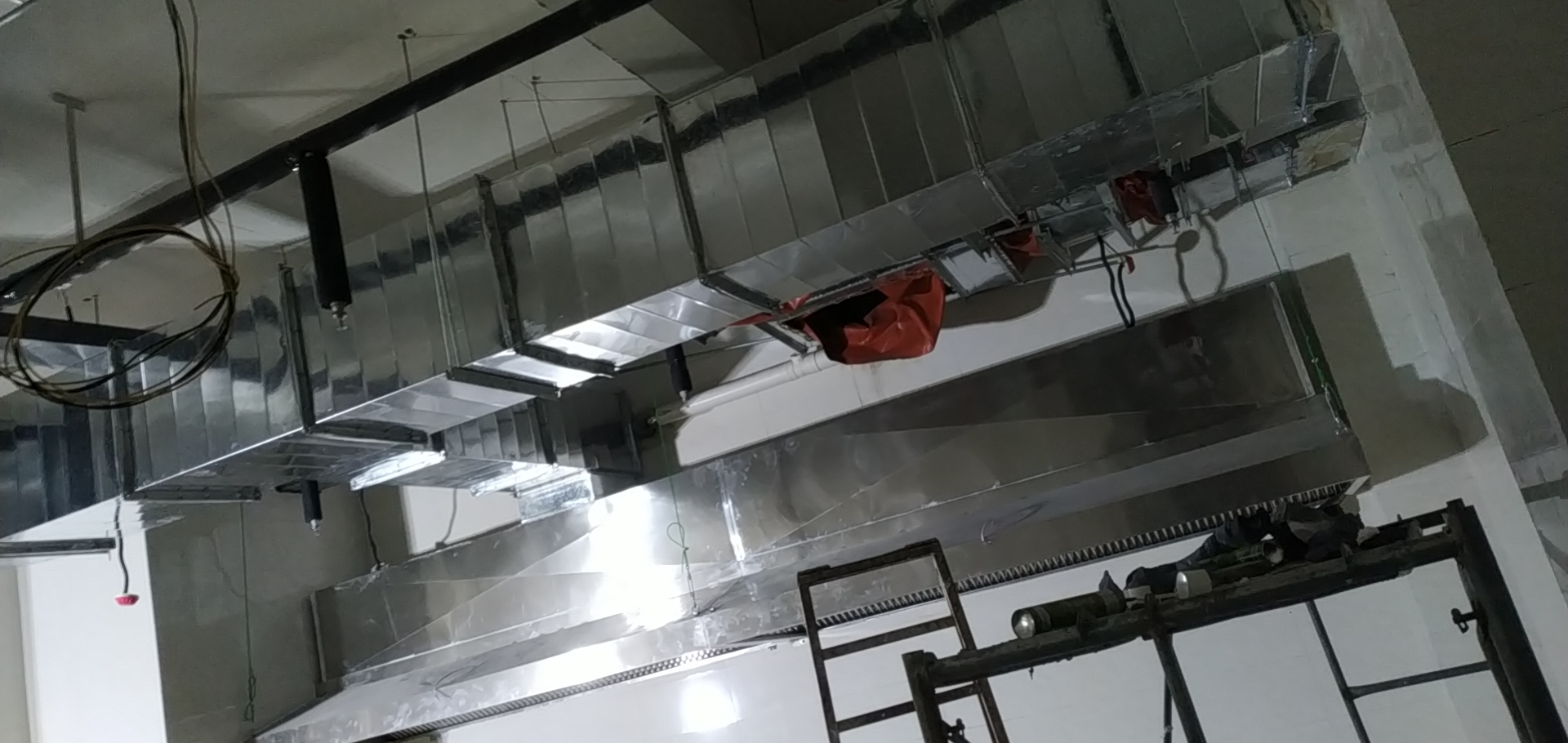 承接餐饮厨房排烟系统 泰安学校食堂排烟工程施工