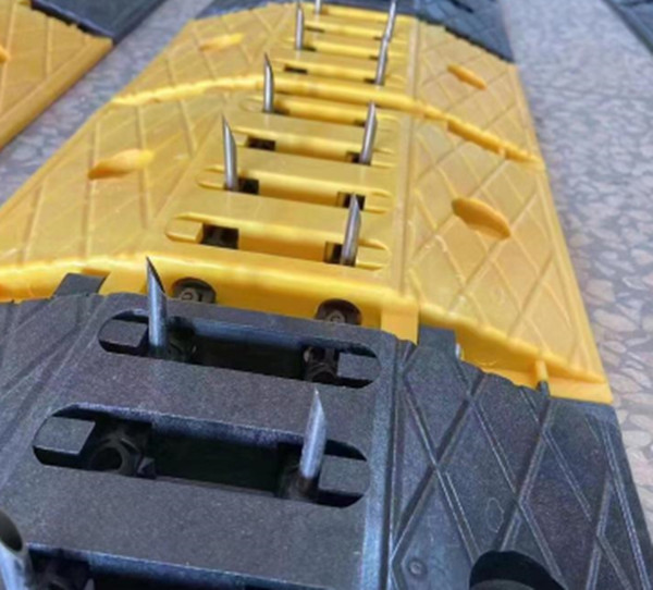 便携式阻车钉阻车路障阻车器