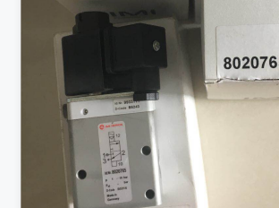 可提前预定诺冠电磁阀Y013AA3V2SS-90