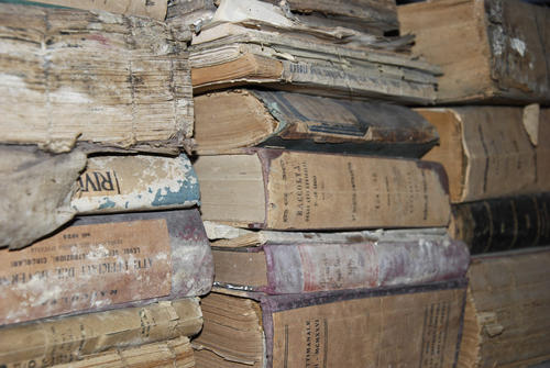 免费上门看货回收旧书回收二手书籍,古籍旧书上海图书馆旧书回收上海
