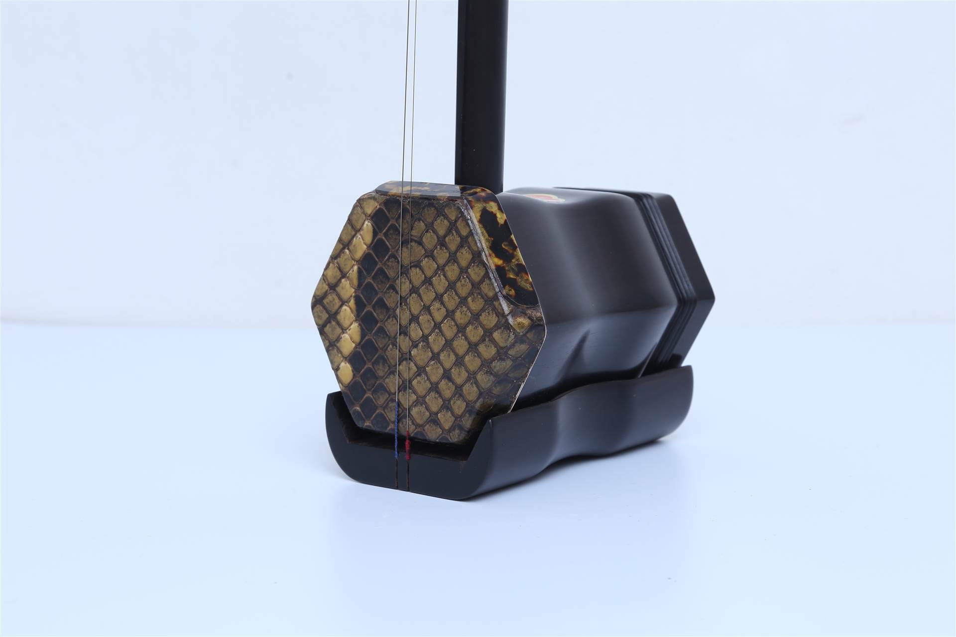 无锡锡山小叶紫檀二胡,公司