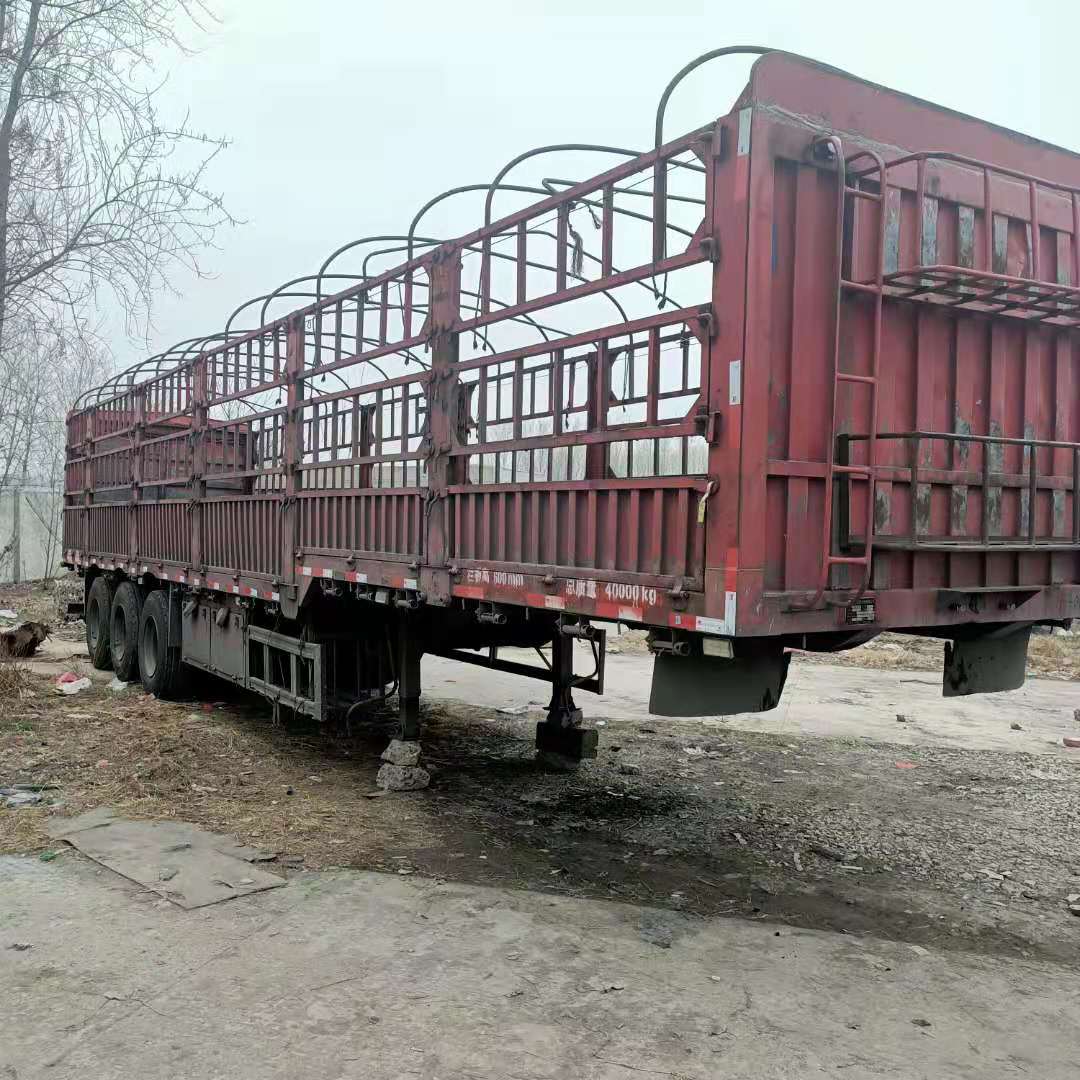 13米低栏半挂车新国标高栏半挂车价格仓珊式花栏半挂车