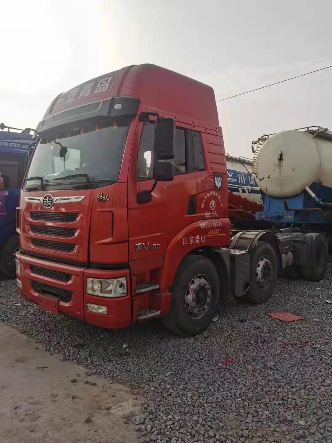 16年天v二手牵引车