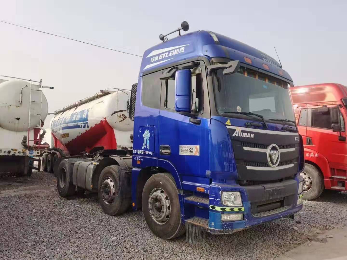 二手欧曼双导牵引车