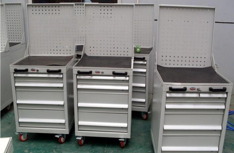 無錫常州工業工具櫃發貨廠 BG真人和AG真人專注設計生產工具櫃 工具車廠家
