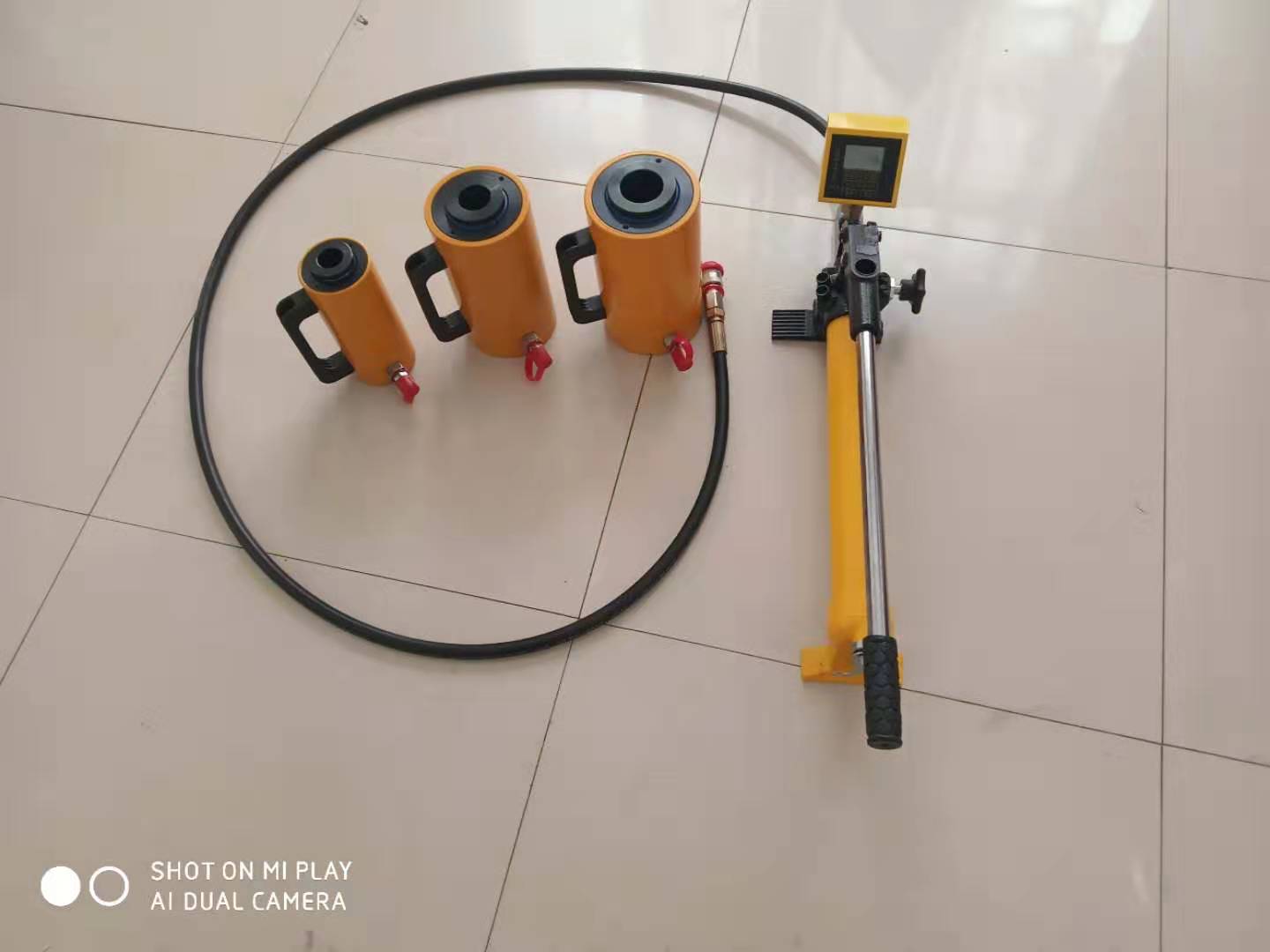 首页 献县鹏翼建筑仪器厂 最新供应 钢筋拉拔仪20吨价格所属行业