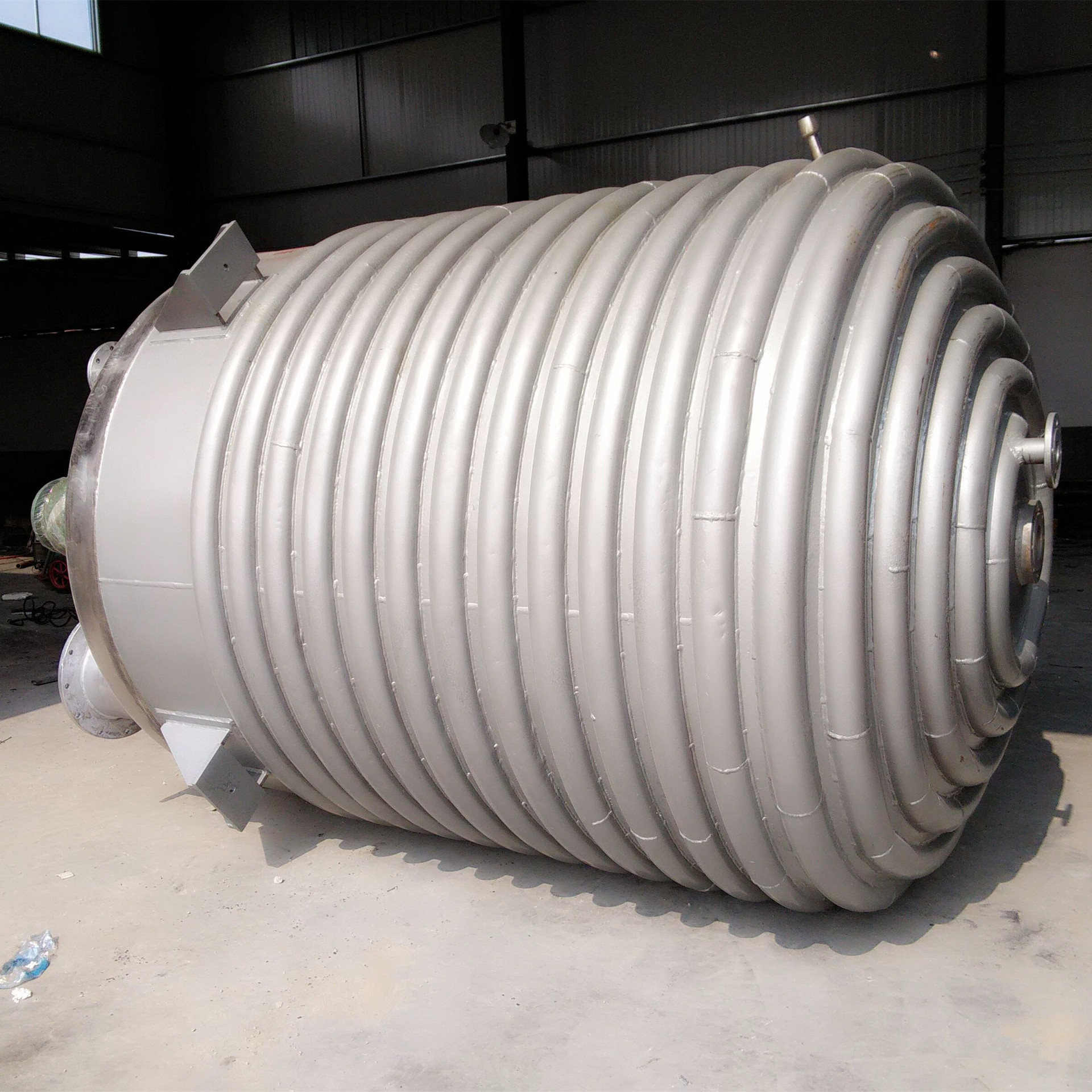 出售二手5000升二手反应釜内盘管反应釜在位出售