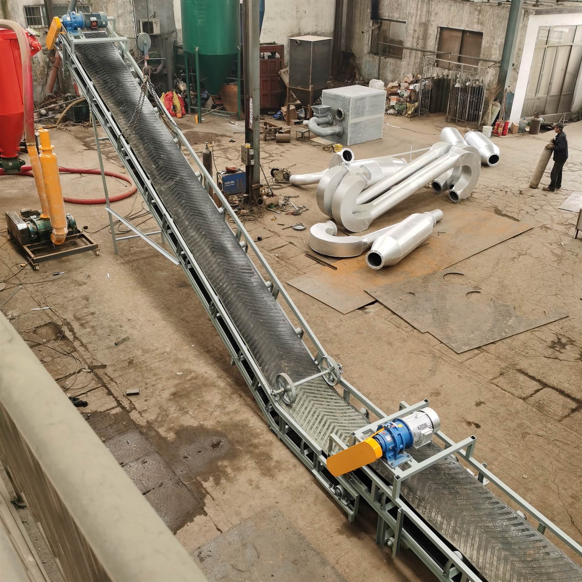 升降折叠装车皮带输送机facai粮食颗粒皮带输送机