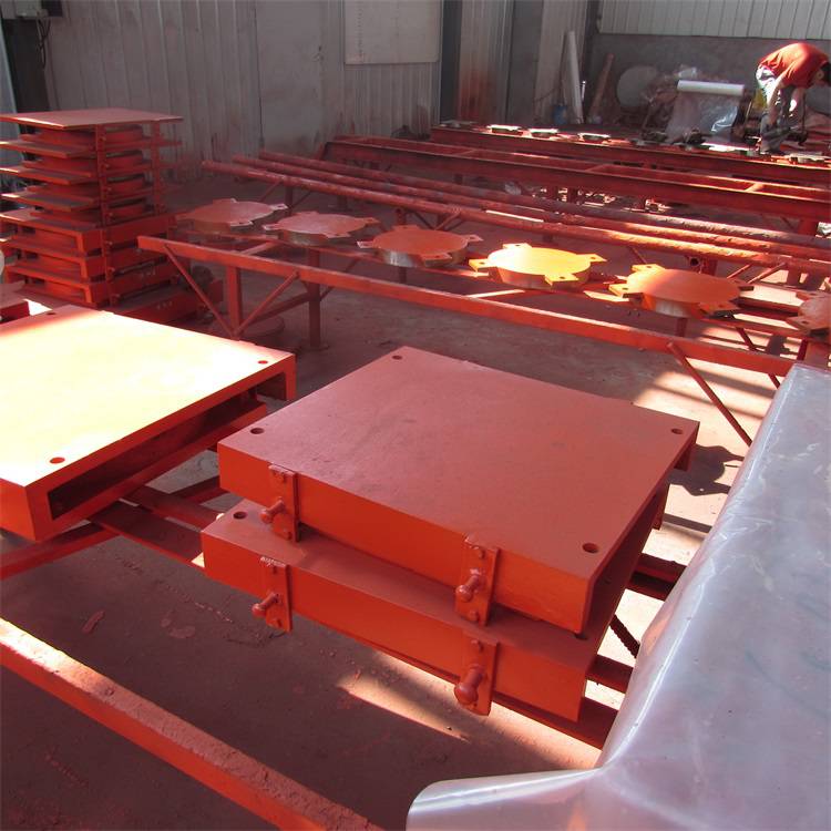 河北海晨批发 GPZ球形滑动支座 球形钢支座 成品抗震球形支座 定向球铰钢支座价格