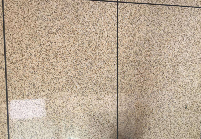 石材的发展是中国城市发展的主要建筑原料,黄金麻是花岗岩的一种.