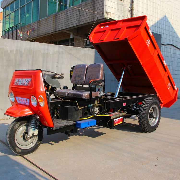 农用柴油三轮车建筑工程18马力拉货车小型柴油自卸翻斗车